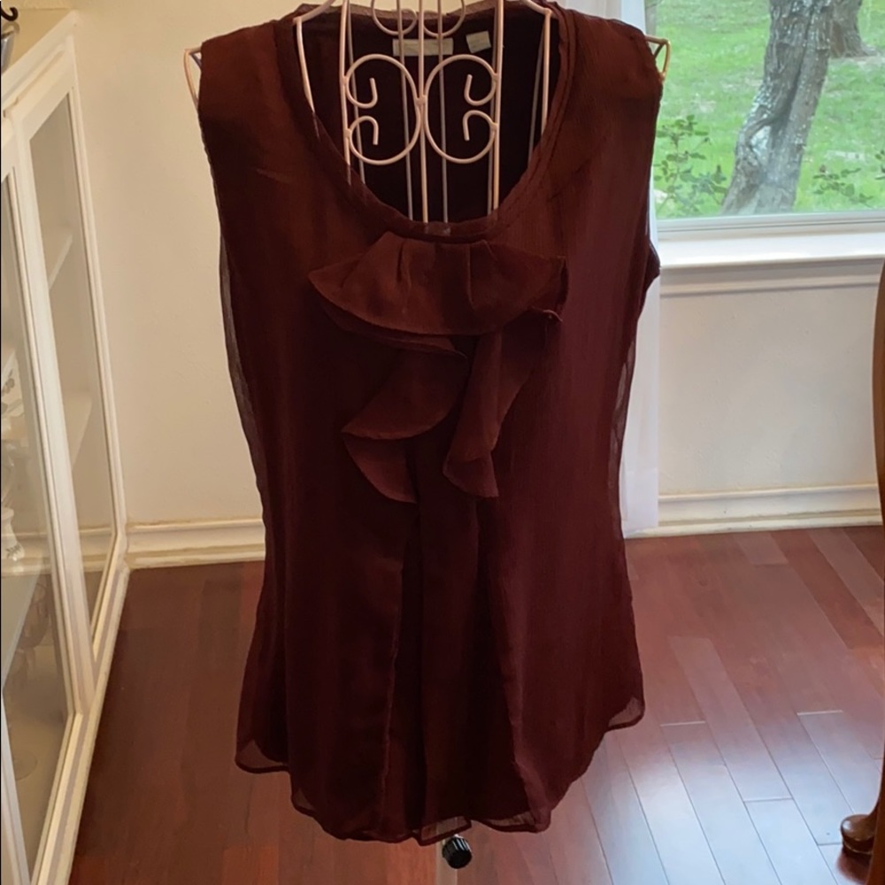 New York & company size M maroon